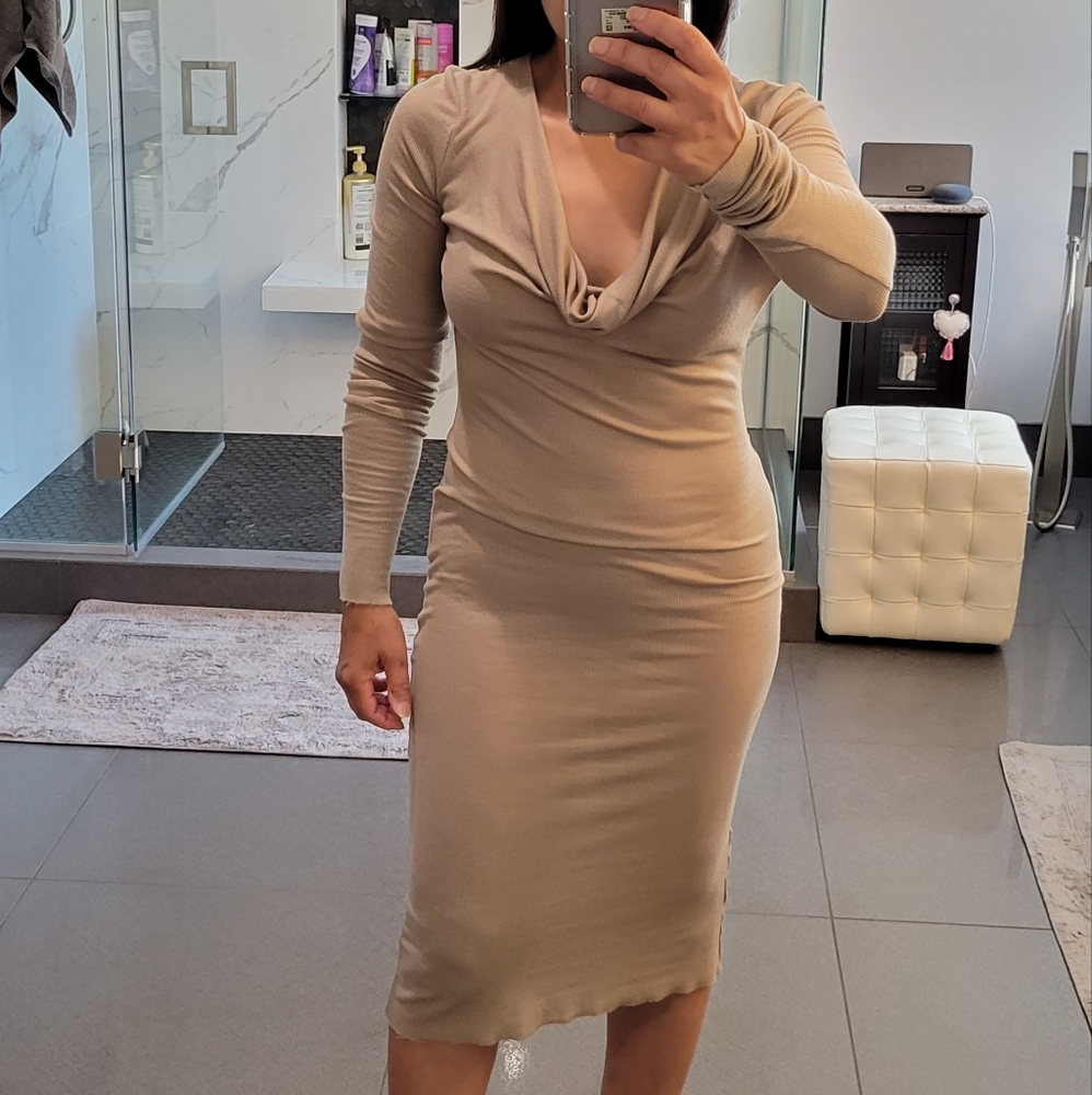 BCBG Maxazria Bodycon knit dress
